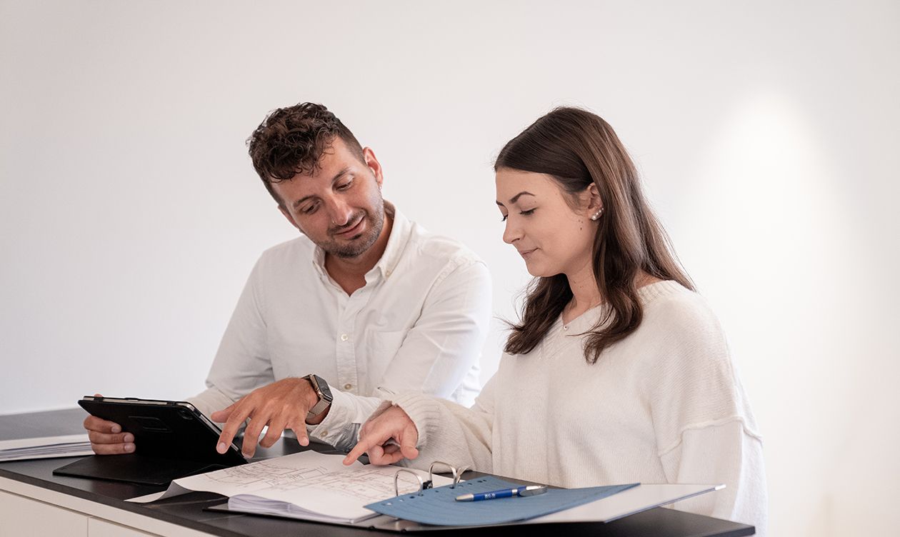 Bild von hover/team-buero