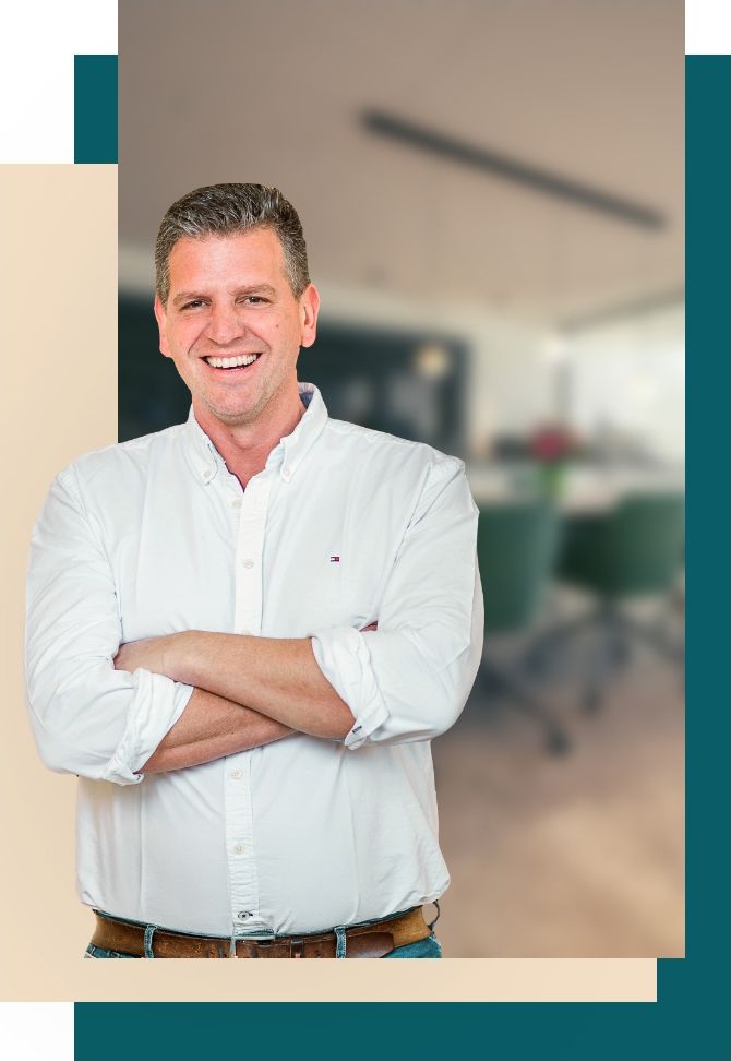 Bild von team/footer-cta-person-markus-bach-sm